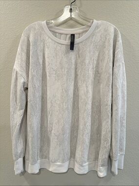 Mondetta Light Gray Textured Crewneck Sweater